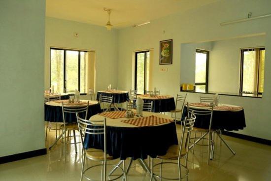 Spice Villas Holiday Udumbanshola Экстерьер фото